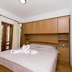 House Cvijeta 度假居